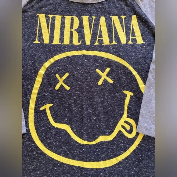 Nirvana Graphic Band T-shirt, raglan 3/4 sleeve, women’s size small - Picture 2 of 4